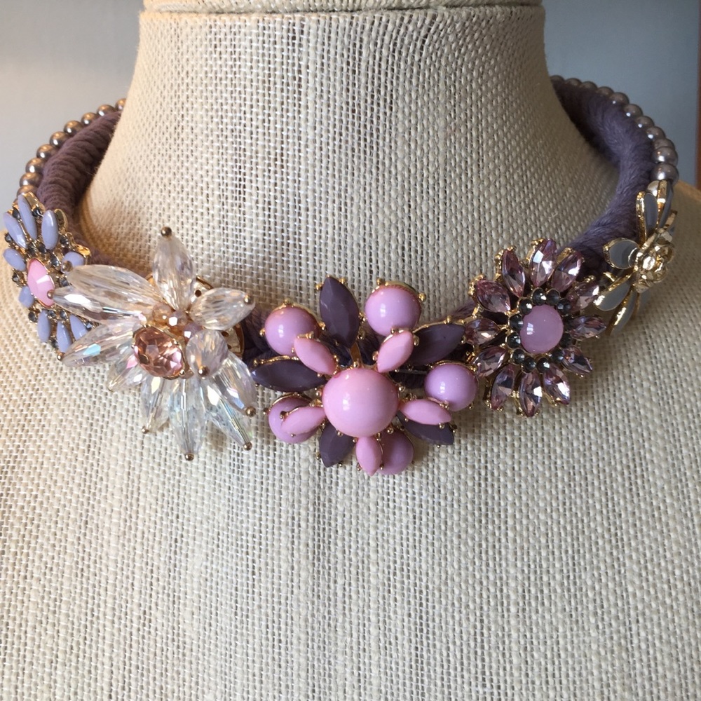 Chunky Floral Beaded Necklace